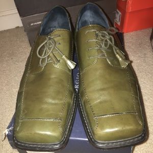 Giorgio Brutini Olive color dress shoes